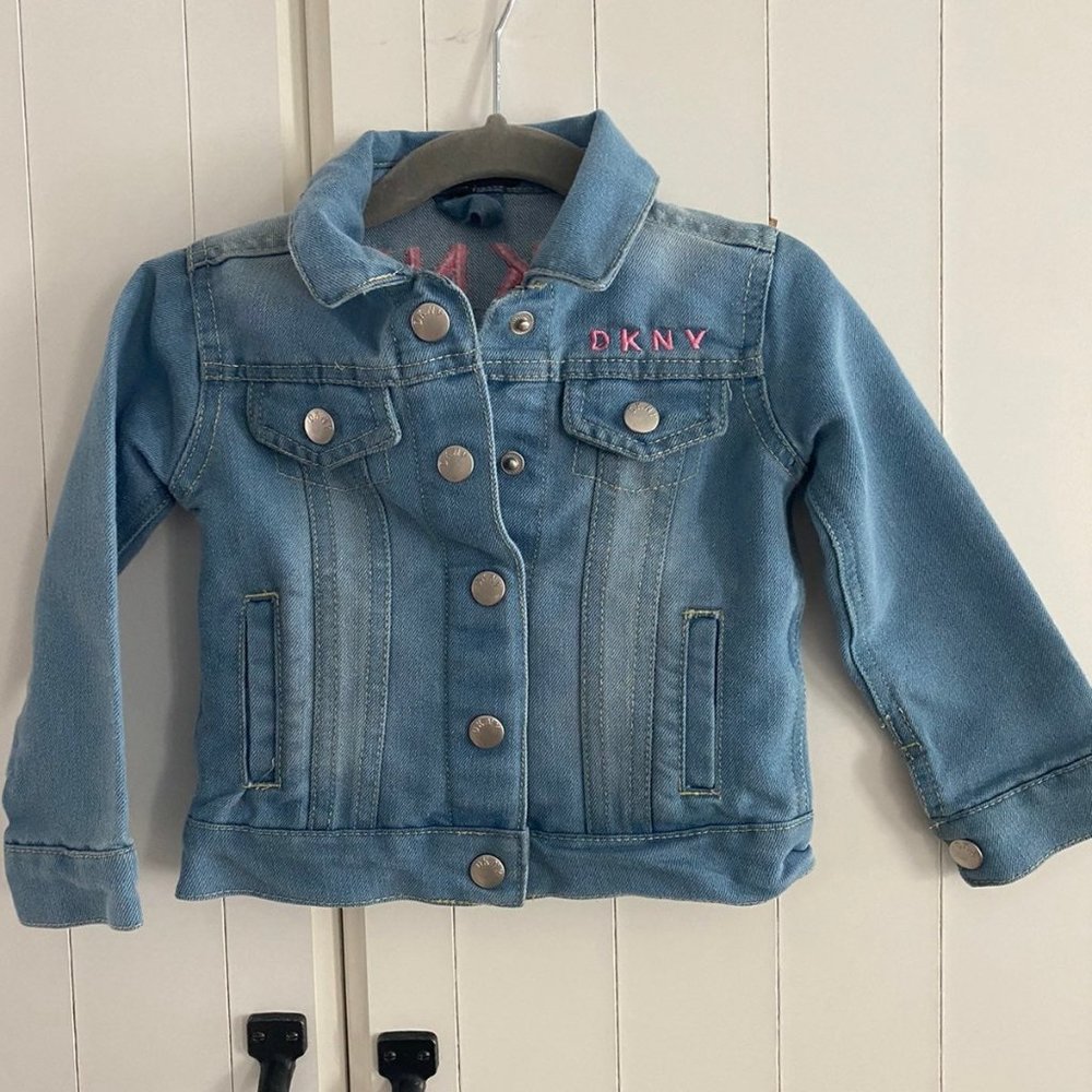 ☀️DKNY Jean Jacket
